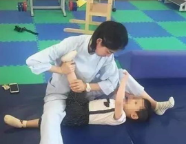 脑瘫康复训练,全方位提升患儿生活自理能力