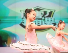 幼姐夏日短靴-幼姐夏日短靴品牌、图片、排行榜 - 阿里巴巴新年必买战靴不到5折拿下可能穿起码3年！（黄金最新资讯-速科技--科技转化另日） ，文娱圈必知的热点文娱网站